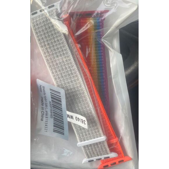 Apple Watch Stretchy Nylon Wristbands 38/40 MM - Picture 1 of 2